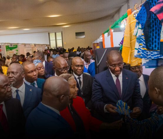 Le Ministre Souleymane Diarrassouba visite les stands JNPPME 2024
