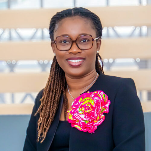 Mme Annick KOFFI